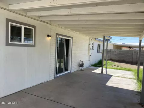 5836 N 64th Ave, Glendale, AZ 85301