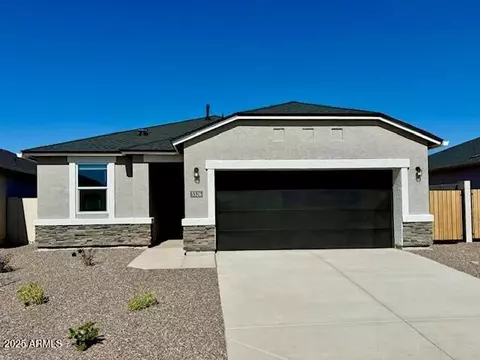 5526 E Axle Ln, San Tan Valley, AZ 85140