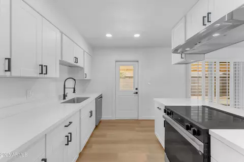 Kitchen - 3645 W Cavalier Dr, Phoenix, AZ 85019 photo 3 of 3