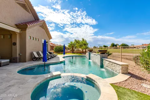 14324 W Robertson Dr, Sun City West, AZ 85375