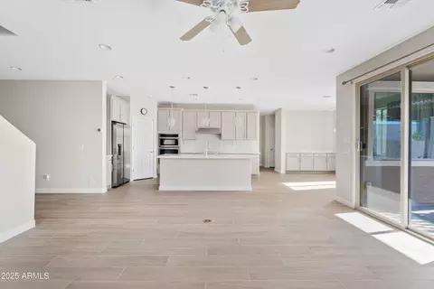 Living - 9817 E Satellite Dr, Mesa, AZ 85212 photo 2 of 3