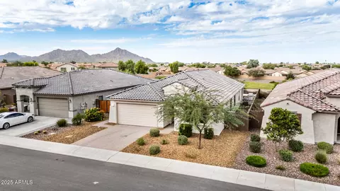 1894 W Summer Ln, San Tan Valley, AZ 85142