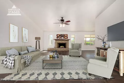 Living - 1119 E Renee Dr E, Phoenix, AZ 85024 photo 1 of 7