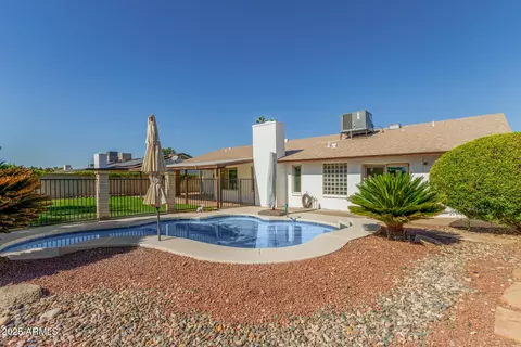 Exterior - 1119 E Renee Dr E, Phoenix, AZ 85024 photo 9 of 9