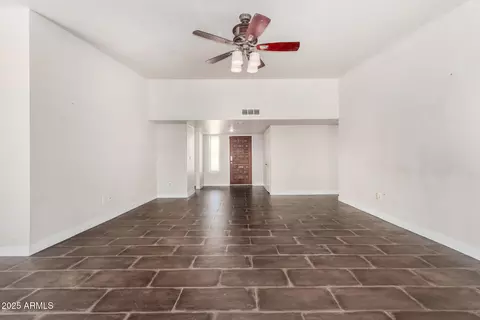 Living - 1119 E Renee Dr E, Phoenix, AZ 85024 photo 4 of 7