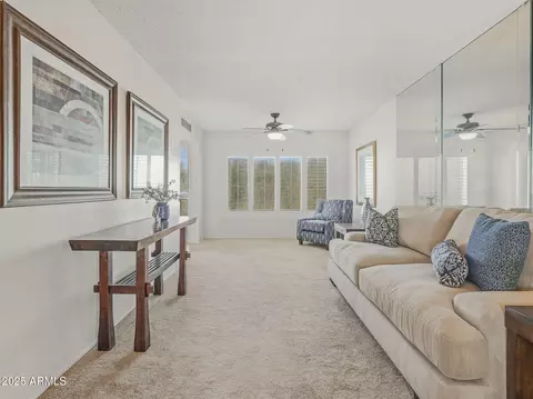 Living - 807 E Michelle Dr, Phoenix, AZ 85022 photo 4 of 5