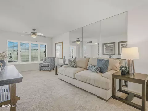 Living - 807 E Michelle Dr, Phoenix, AZ 85022 photo 1 of 5