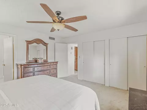 Bedroom - 807 E Michelle Dr, Phoenix, AZ 85022 photo 3 of 6