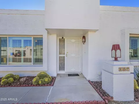 Entry Way - 807 E Michelle Dr, Phoenix, AZ 85022 photo 1 of 2