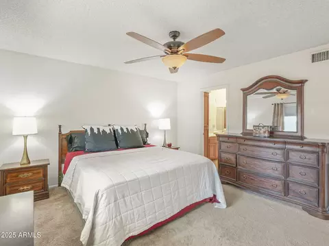 Bedroom - 807 E Michelle Dr, Phoenix, AZ 85022 photo 1 of 6