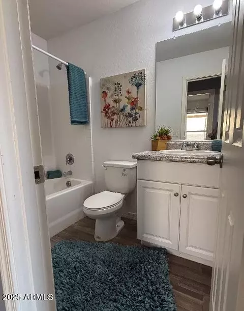 Bath - 190 E Douglas Ave, Coolidge, AZ 85128 photo 1 of 2
