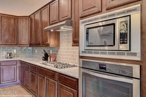 Kitchen - 3163 E Los Altos Ct, Gilbert, AZ 85297 photo 3 of 3