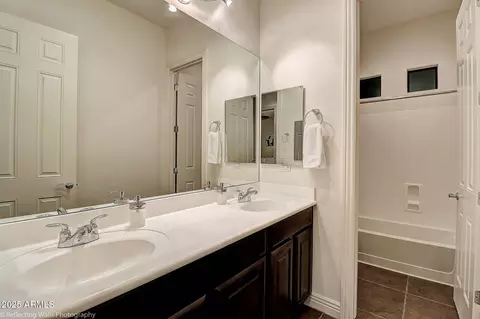 Bath - 3163 E Los Altos Ct, Gilbert, AZ 85297 photo 5 of 7