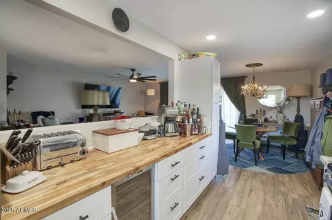Kitchen - 3308 N 6th Ave, Phoenix, AZ 85013 photo 1 of 3