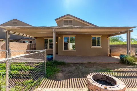 Exterior - 2106 E Aire Libre Ave, Phoenix, AZ 85022 photo 3 of 4