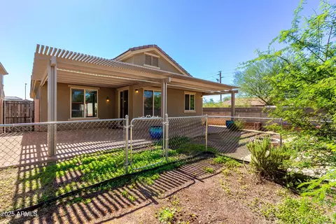 Exterior - 2106 E Aire Libre Ave, Phoenix, AZ 85022 photo 2 of 4