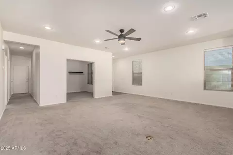 Living - 2106 E Aire Libre Ave, Phoenix, AZ 85022 photo 4 of 5
