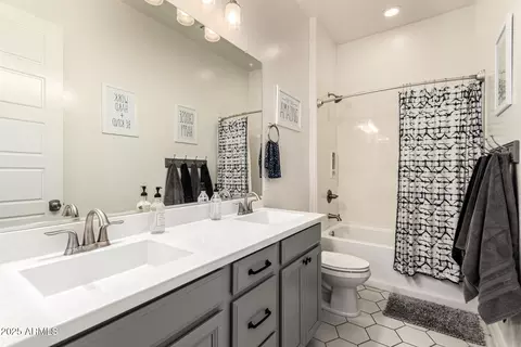 Bath - 3683 E Austin Dr, Gilbert, AZ 85296 photo 4 of 4