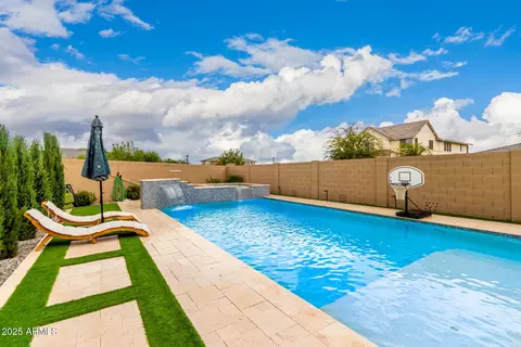 Exterior - 3683 E Austin Dr, Gilbert, AZ 85296 photo 9 of 14
