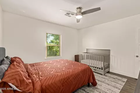 Bedroom - 4216 N 19th Pl, Phoenix, AZ 85016 photo 2 of 4