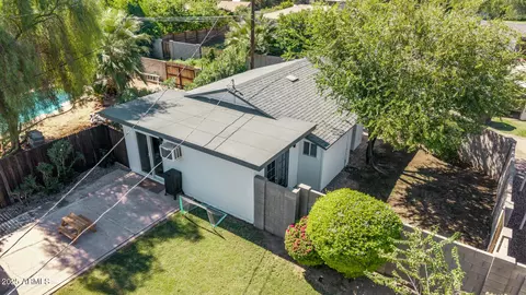 Exterior - 4216 N 19th Pl, Phoenix, AZ 85016 photo 17 of 18