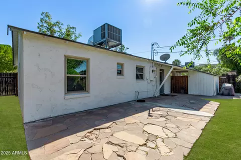 Exterior - 4216 N 19th Pl, Phoenix, AZ 85016 photo 5 of 18