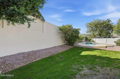 Exterior - 1729 E Marconi Ave, Phoenix, AZ 85022 photo 10 of 10
