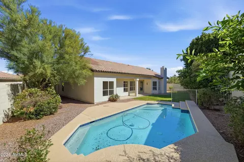 Exterior - 1729 E Marconi Ave, Phoenix, AZ 85022 photo 5 of 10