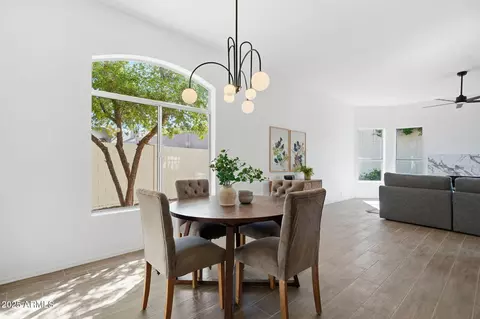 Dining - 1729 E Marconi Ave, Phoenix, AZ 85022 photo 6 of 6