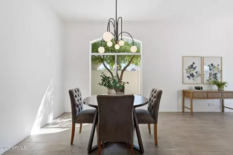 Dining - 1729 E Marconi Ave, Phoenix, AZ 85022 photo 5 of 6