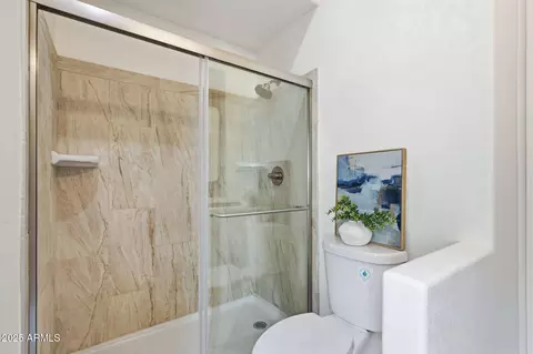 Bath - 1729 E Marconi Ave, Phoenix, AZ 85022 photo 5 of 5