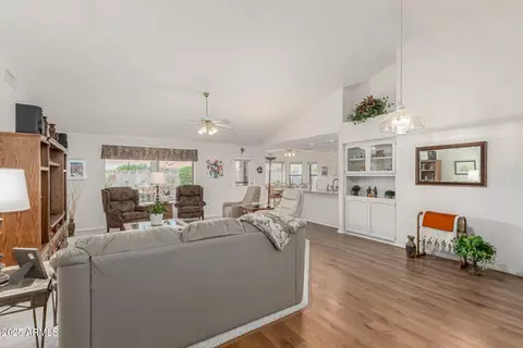 Living - 7811 E Navarro Ave, Mesa, AZ 85209 photo 3 of 3