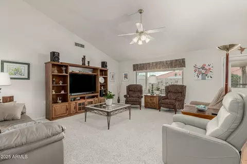 Living - 7811 E Navarro Ave, Mesa, AZ 85209 photo 2 of 3