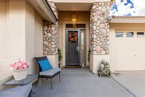 Exterior - 7811 E Navarro Ave, Mesa, AZ 85209 photo 2 of 9