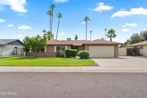 5219 W El Caminito Dr, Glendale, AZ 85302
