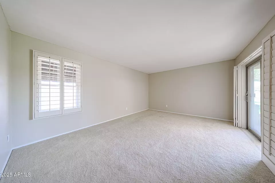 Living - 1844 W Virginia Ave, Phoenix, AZ 85007 photo 8 of 8