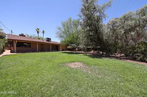 Exterior - 1844 W Virginia Ave, Phoenix, AZ 85007 photo 7 of 9
