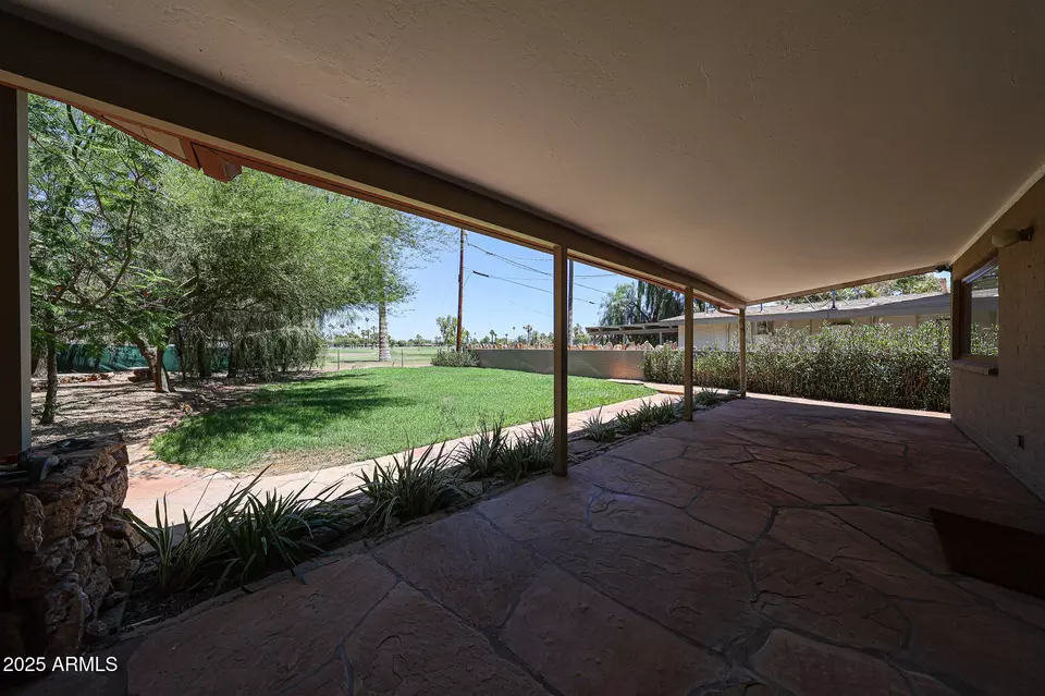 Exterior - 1844 W Virginia Ave, Phoenix, AZ 85007 photo 2 of 9