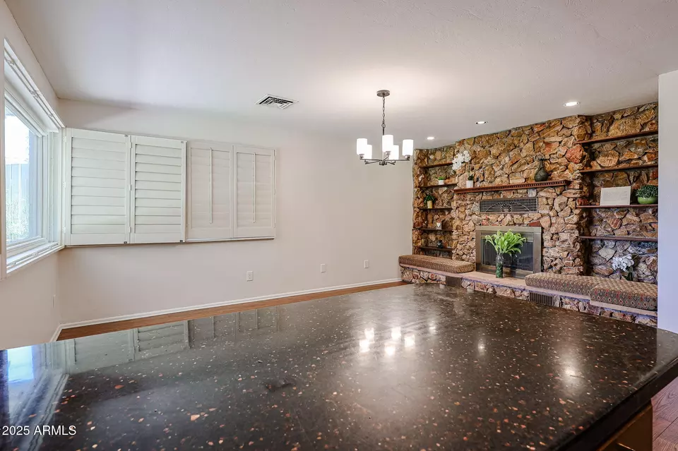 Living - 1844 W Virginia Ave, Phoenix, AZ 85007 photo 4 of 8