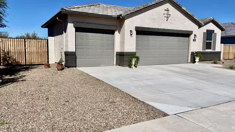 1026 W Castle Ct, Casa Grande, AZ 85122