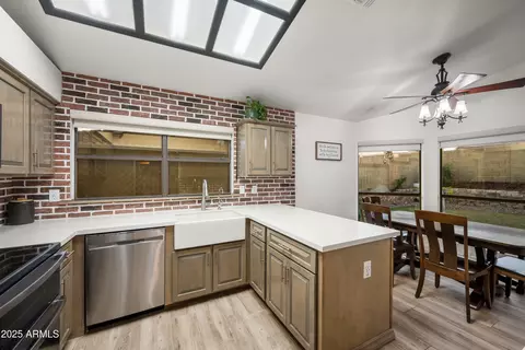Kitchen - 3914 E Tano St, Phoenix, AZ 85044 photo 2 of 3