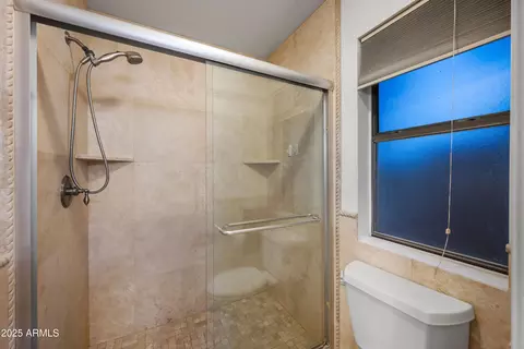 Bath - 3914 E Tano St, Phoenix, AZ 85044 photo 4 of 4