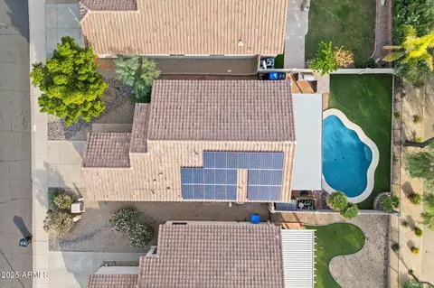 View/Area - 829 E Potter Dr, Phoenix, AZ 85024 photo 4 of 4