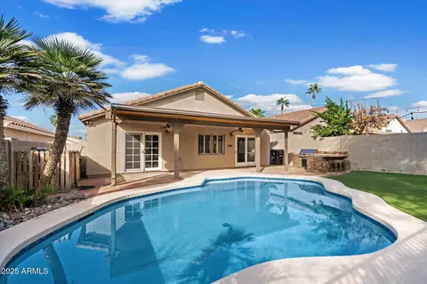 Exterior - 829 E Potter Dr, Phoenix, AZ 85024 photo 3 of 3