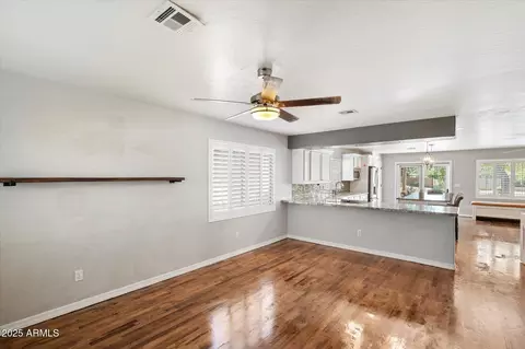 Living - 829 E Potter Dr, Phoenix, AZ 85024 photo 1 of 3