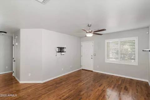 Living - 829 E Potter Dr, Phoenix, AZ 85024 photo 2 of 3
