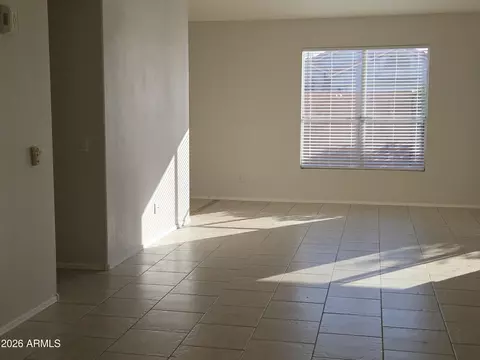 Living - 2235 E Donald Dr E, Phoenix, AZ 85024 photo 2 of 3