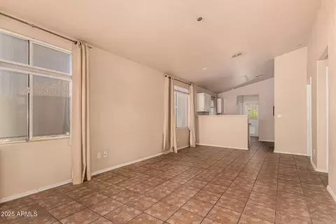 Living - 2279 W 20th Ave, Apache Junction, AZ 85120 photo 3 of 5