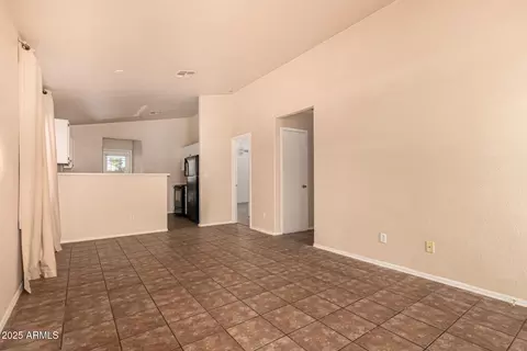 Living - 2279 W 20th Ave, Apache Junction, AZ 85120 photo 5 of 5