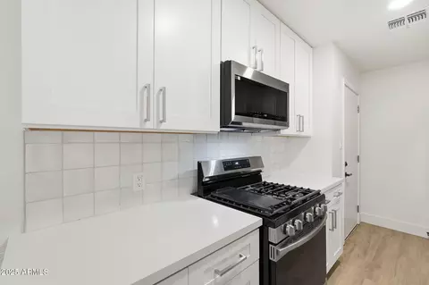 Kitchen - 1132 E Nielson Ave, Mesa, AZ 85204 photo 6 of 6